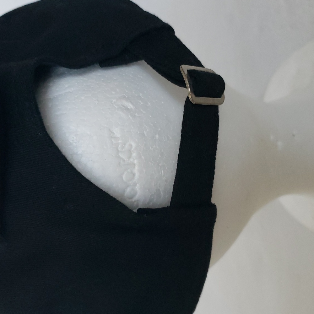 Hello‎ Kitty Black Cap - Picture 3 of 5